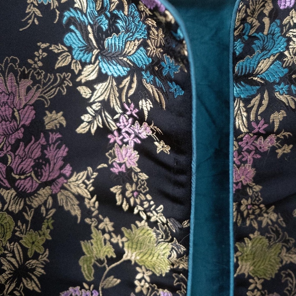 Embroidered reversible jacket - Picture 5 of 6